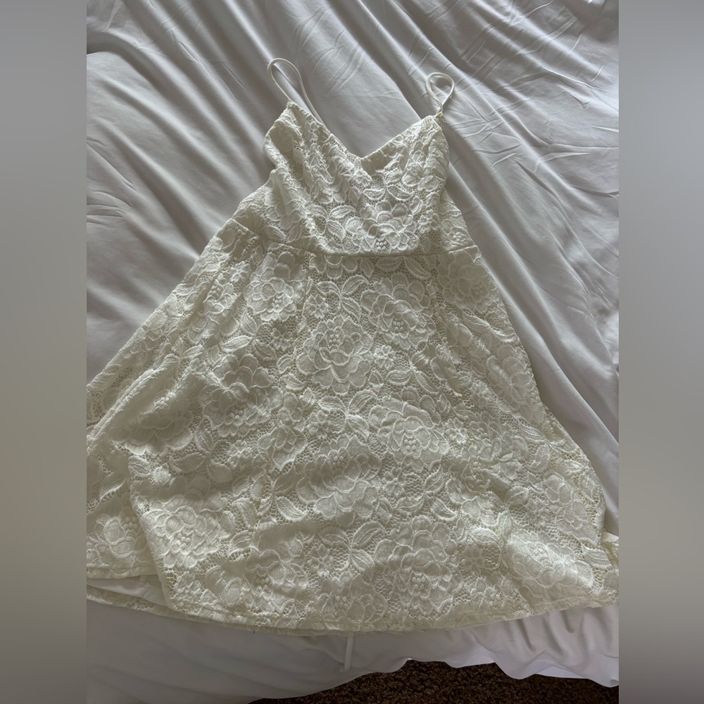 White lace floral dress